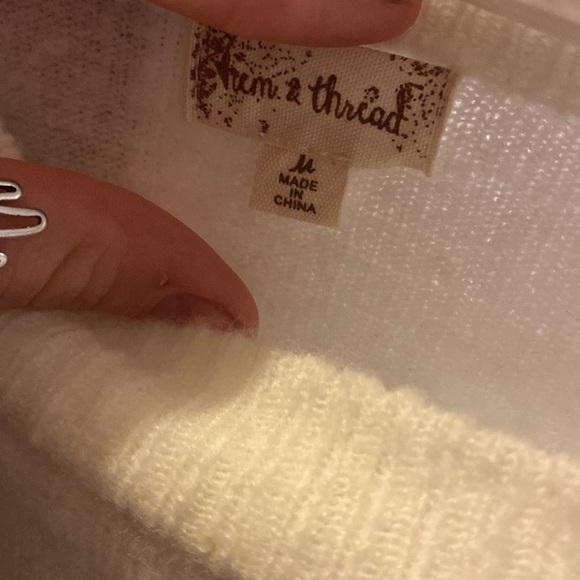 White sweater - Picture 2 of 2